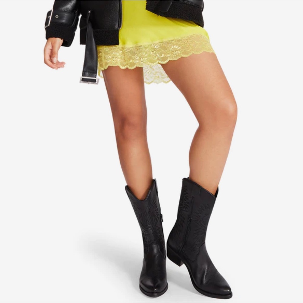 Hayward Black Leather boots